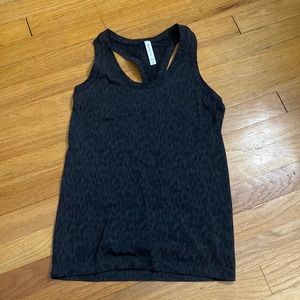Athleta Momentum Allure Print Tank
